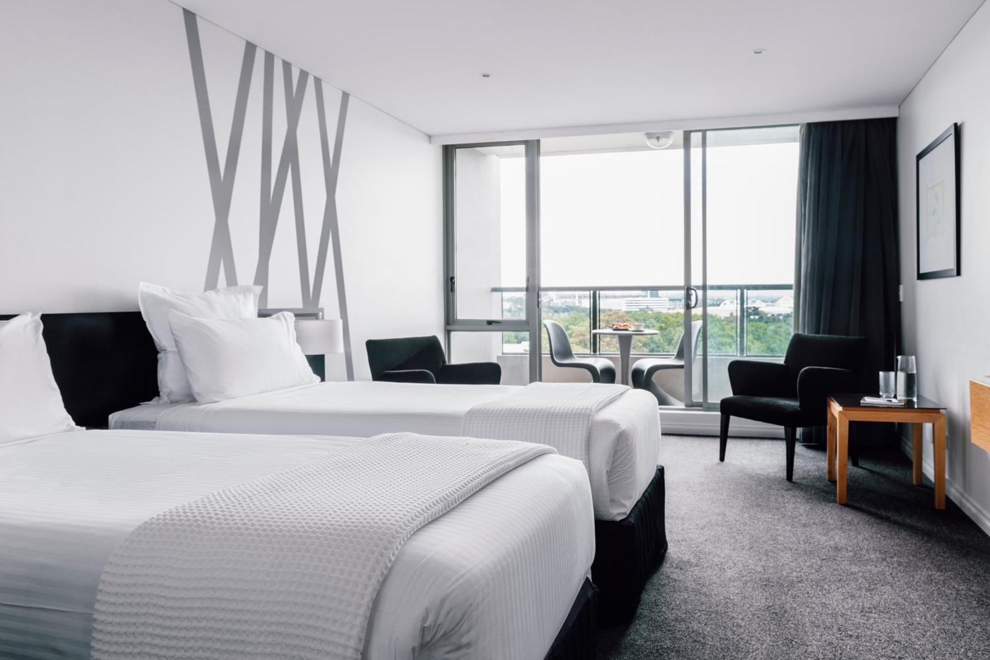 Quay West Suites Melbourne Exterior photo A room at the W Hotel, Melbourne